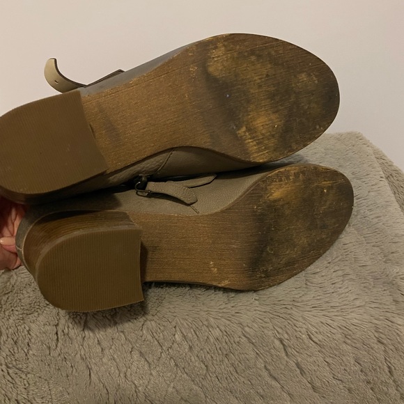 Gorgeous Nordstrom BP. Gray booties - Picture 5 of 5